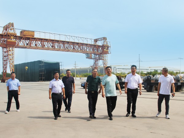 中國(guó)光大銀行蘭州分行副行長(zhǎng)  張海軍一行考察調(diào)研新能源公司